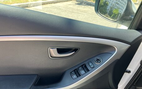 Hyundai i30 II рестайлинг, 2013 год, 1 050 000 рублей, 15 фотография