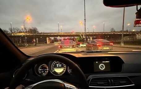 Mercedes-Benz C-Класс, 2012 год, 1 200 000 рублей, 2 фотография