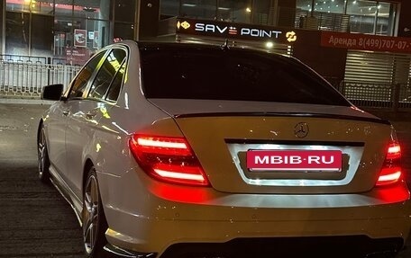 Mercedes-Benz C-Класс, 2012 год, 1 200 000 рублей, 6 фотография