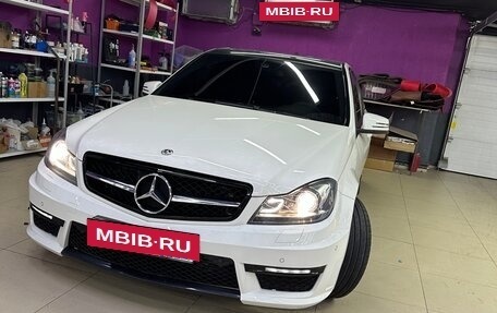 Mercedes-Benz C-Класс, 2012 год, 1 200 000 рублей, 4 фотография