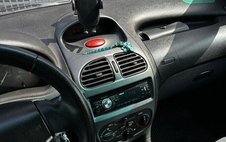 Peugeot 206, 2004 год, 330 000 рублей, 9 фотография