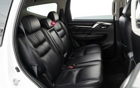 Mitsubishi Pajero Sport III рестайлинг, 2018 год, 3 148 097 рублей, 8 фотография