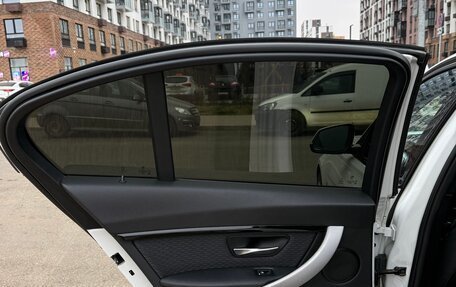 BMW 3 серия, 2016 год, 2 400 000 рублей, 23 фотография