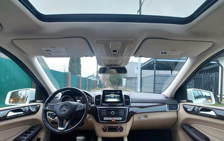 Mercedes-Benz GLE, 2017 год, 4 200 000 рублей, 10 фотография