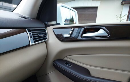 Mercedes-Benz GLE, 2017 год, 4 200 000 рублей, 13 фотография