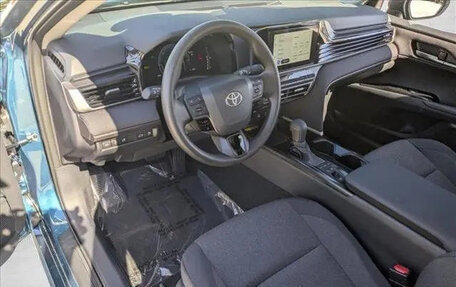 Toyota Camry, 2025 год, 5 500 000 рублей, 11 фотография