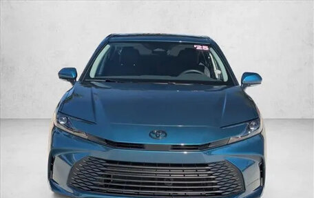 Toyota Camry, 2025 год, 5 500 000 рублей, 6 фотография