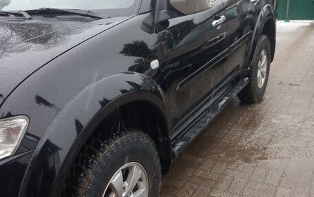 Mitsubishi Pajero Sport II рестайлинг, 2010 год, 1 610 000 рублей, 3 фотография