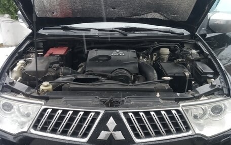 Mitsubishi Pajero Sport II рестайлинг, 2010 год, 1 610 000 рублей, 8 фотография