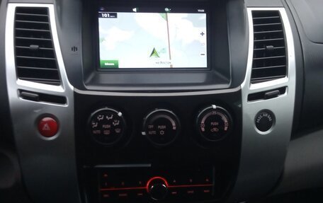 Mitsubishi Pajero Sport II рестайлинг, 2010 год, 1 610 000 рублей, 23 фотография