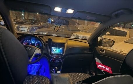 Hyundai Solaris II рестайлинг, 2012 год, 460 000 рублей, 3 фотография