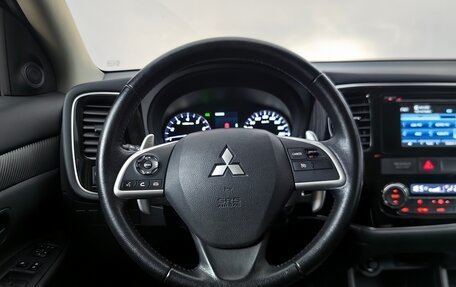 Mitsubishi Outlander III рестайлинг 3, 2012 год, 1 588 000 рублей, 10 фотография
