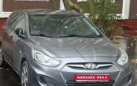 Hyundai Solaris II рестайлинг, 2013 год, 958 000 рублей, 2 фотография