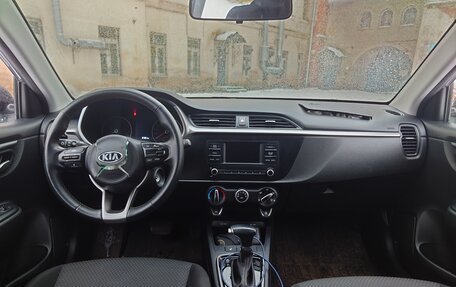 KIA Rio IV, 2021 год, 1 300 000 рублей, 10 фотография