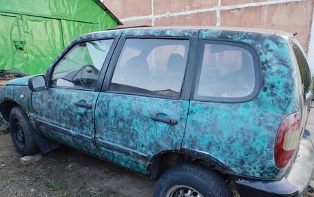 Chevrolet Niva I рестайлинг, 2004 год, 410 000 рублей, 3 фотография