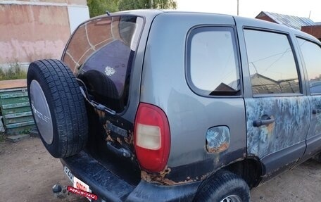 Chevrolet Niva I рестайлинг, 2004 год, 410 000 рублей, 13 фотография