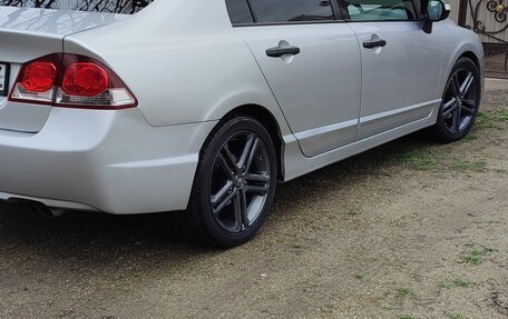 Honda Civic VIII, 2009 год, 950 000 рублей, 2 фотография