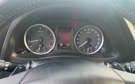 Toyota Auris II, 2013 год, 1 165 000 рублей, 10 фотография