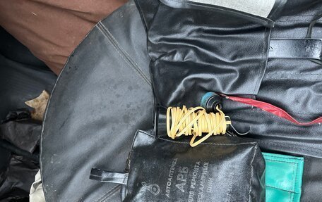 ГАЗ 24 «Волга», 1990 год, 500 000 рублей, 24 фотография