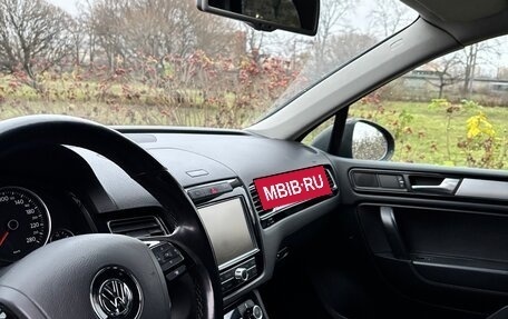 Volkswagen Touareg III, 2010 год, 1 570 000 рублей, 7 фотография