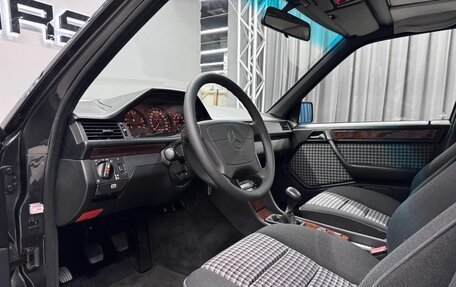 Mercedes-Benz W124, 1991 год, 13 500 000 рублей, 15 фотография