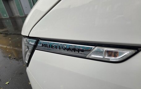 Volkswagen Multivan T6 рестайлинг, 2021 год, 6 500 000 рублей, 28 фотография