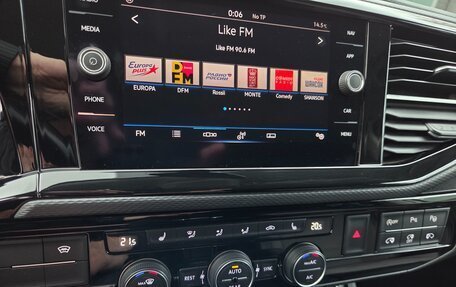 Volkswagen Multivan T6 рестайлинг, 2021 год, 6 500 000 рублей, 30 фотография