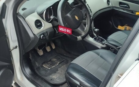 Chevrolet Cruze II, 2012 год, 590 000 рублей, 7 фотография