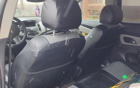 Chevrolet Cruze II, 2012 год, 590 000 рублей, 9 фотография