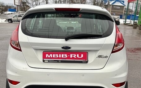 Ford Fiesta, 2015 год, 770 000 рублей, 4 фотография