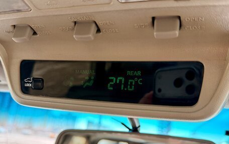 Nissan Elgrand I, 1997 год, 1 260 000 рублей, 28 фотография