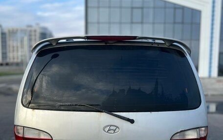 Hyundai Starex I рестайлинг, 2003 год, 595 000 рублей, 1 фотография