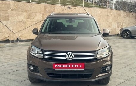 Volkswagen Tiguan I, 2015 год, 2 100 000 рублей, 8 фотография