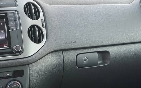 Volkswagen Tiguan I, 2015 год, 2 100 000 рублей, 23 фотография