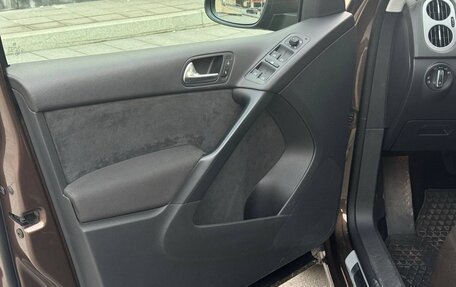 Volkswagen Tiguan I, 2015 год, 2 100 000 рублей, 37 фотография