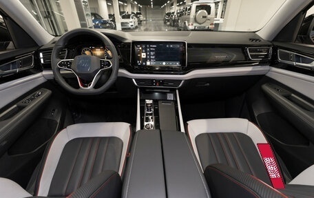 Volkswagen Teramont I, 2025 год, 6 150 000 рублей, 8 фотография