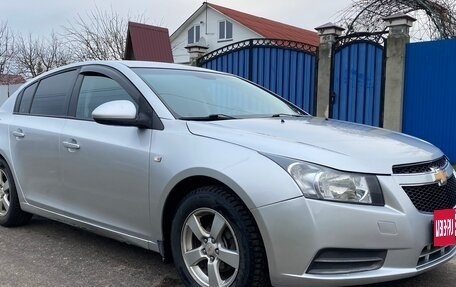 Chevrolet Cruze II, 2012 год, 680 000 рублей, 3 фотография