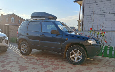 Chevrolet Niva I рестайлинг, 2010 год, 480 000 рублей, 2 фотография