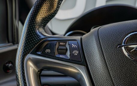 Opel Astra OPC J, 2013 год, 1 540 000 рублей, 16 фотография