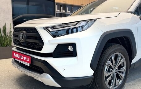 Toyota RAV4, 2025 год, 4 499 000 рублей, 4 фотография