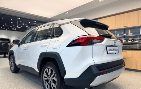 Toyota RAV4, 2025 год, 4 499 000 рублей, 23 фотография