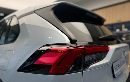 Toyota RAV4, 2025 год, 4 499 000 рублей, 24 фотография