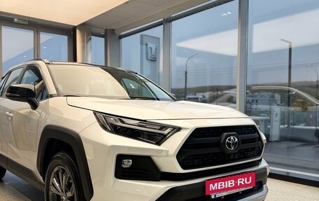 Toyota RAV4, 2025 год, 4 499 000 рублей, 22 фотография