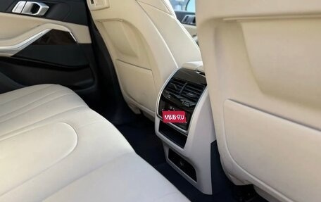 BMW X5, 2019 год, 6 800 000 рублей, 28 фотография