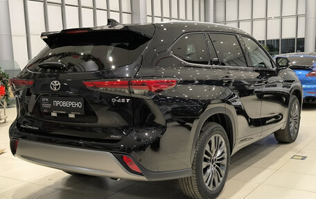 Toyota Highlander, 2025 год, 6 050 000 рублей, 9 фотография