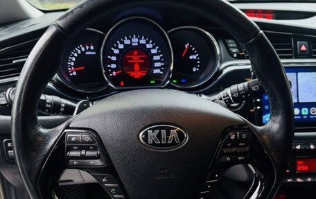 KIA cee'd III, 2015 год, 1 050 000 рублей, 18 фотография