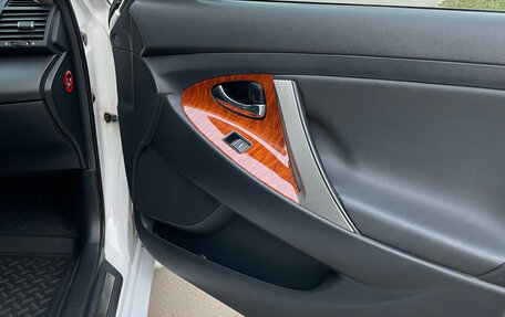 Toyota Camry, 2010 год, 1 740 000 рублей, 18 фотография