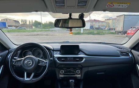 Mazda 6, 2017 год, 1 950 000 рублей, 13 фотография