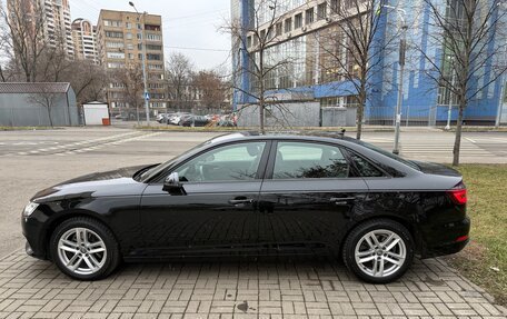 Audi A4, 2019 год, 2 700 000 рублей, 3 фотография