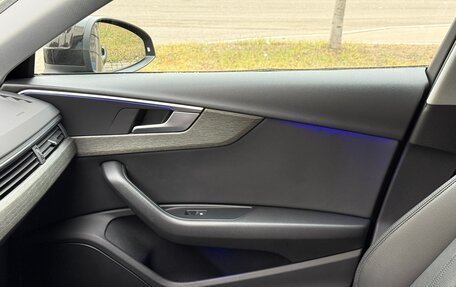 Audi A4, 2019 год, 2 700 000 рублей, 11 фотография